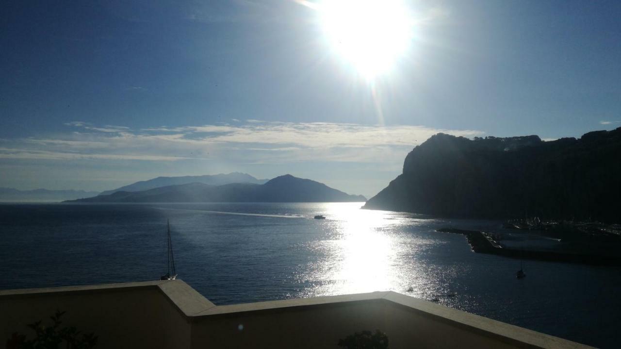 B&B Punta Vivara Capri Exteriör bild
